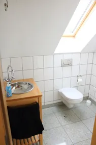 Lys oversvømmet, luksuriøs 110 m2 lejlighed i en central bymæssig beliggenhed - Image 3