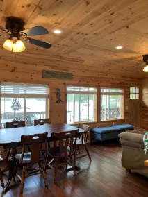 Charmig Pratt Lake Lakefront 2BR stuga - Image 4