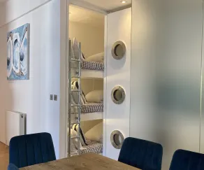 The Bruce @ RWY Family Apartment - sleeps 7 guests  in 2 bedrooms - Image 5