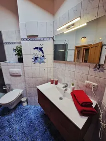Ferienwohnung \"Kirsche\" 55 qm bis 4 Personen, 2. Obergeschoss, 2 separate Schlafzimmer, Ostbalkon. - Image 3