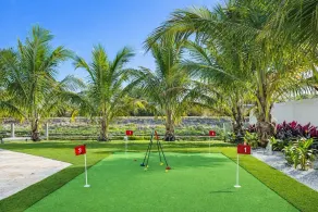 NEW Waterfront Tropic Oasis - Heated Pool, Canal, Dock, Air Hockey - Image 5