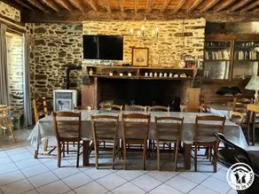 Gîte de France "les volets bleus" 3 épis - Gîte de France 12 personnes MAE-9484 - Image 3