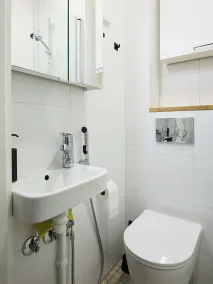 Beautiful Studio in Heart of Downtown - Image 4