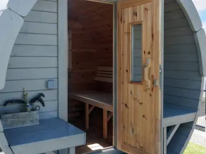 Family-Friendly House with Sauna - Image 4