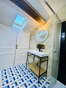\"Den uventede\" duplex med udsigt i det historiske centrum - Image 4