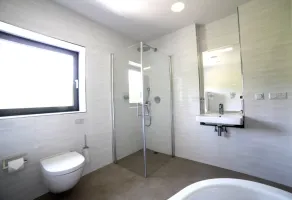 novo edifício exclusivo em 2019 no Lago de Constança, muito privado no campo, fresco no verão - Image 4