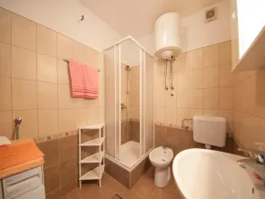 Apartment Anec - Image 2