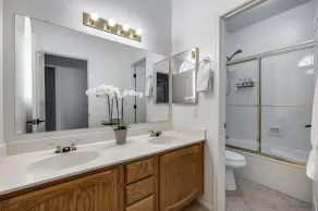The Vistas - Lakefront Luxury Home / Mountain Views, Heated Pool with Private Pontoon Boat - Image 3