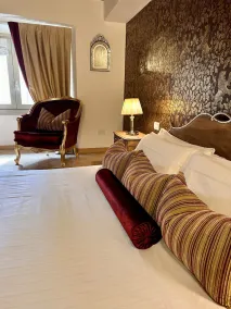 The Ambassador Apartment  - Image 5