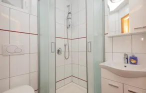 2 Bedroom Beautiful Apartment In Podaca - Image 2