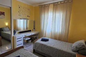 1 Bed Apt Sleeps 5 - Indoor Pool - Free Parking - Image 4