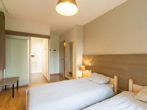 Cozy Gîte with Private Bathrooms, Terrace, and Garden near Le Mans - Sleeps 8 - Image 2