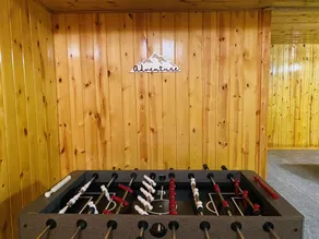 Secluded Mountain 4 Bedroom Cabin - Image 2
