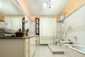 Villa Gisa - Image 2