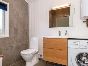 Modern Holiday Home in Juelsminde with Hot Tub - Image 2