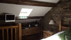 Crofters Cottage Cosy, romantique avec un usage privé de jacuzzi privé 24/7, vacances à la ferme - Image 2