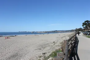 Beachside Aptos -- Quick Walk to Beach, Pet Friendly, WIFI, Washer & Dryer - Image 4