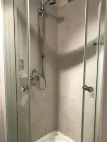 Mysig fullt möblerad 1bed1bath lägenhet bekvämt beläget på södra kusten - Image 2