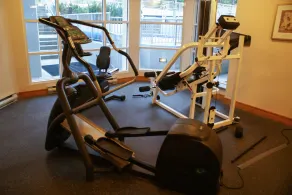 Deluxe Condo, True Ski-In, Ski-Out Access. Hot Tub, Pool and Fitness Room - Image 3