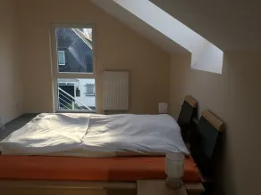 At home between Cologne and Düsseldorf - Image 5