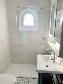3 værelses villa med privat pool og fantastisk havudsigt 5 minutter fra stranden. TRÅDLØST INTERNET - Image 4