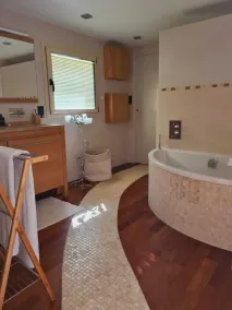 Villa ALL COMFORT, PRIVATE SWIMMING POOL, jacuzzi, not overlooked, 4000 hectares - Image 3