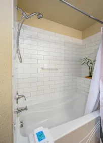 Fantastic Bellingham Bay View Condo just steps to Fairhaven Village & Boardwalk! - Image 4