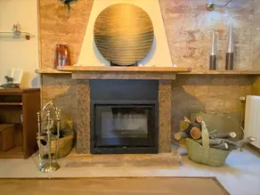 Luxury villa with private pool, barbecue, fireplace and 5 bedrooms - Image 3