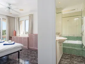 Villa Sa Caleta con Vista Mare, Piscina, Sauna e Jacuzzi - Image 2