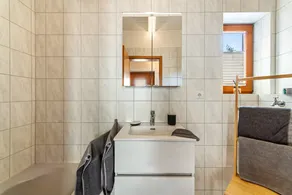\"Naturnahe\" holiday apartment with private terrace, shared garden, and Wi-Fi - Image 2