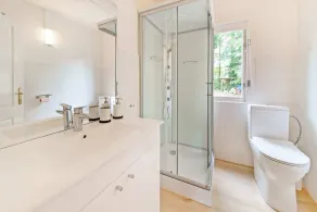 Cozy Hideaway in Ferrières - Image 3