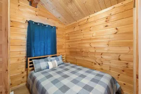 Beautiful Cottage w/Firepit Bbq,close to lakes,vineyards,zipline & Ski Martock - Image 5