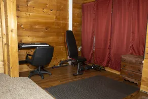 Peaceful Decor crafted Apartment 1 BEDROOM 2 BATHROOMS - Image 2