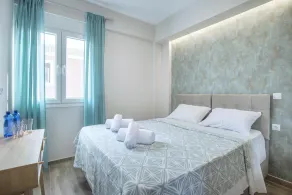 Newly Built 2-Bedroom Villa, A/C, Private Pool, 5 mins walk to Restaurants & Beach in Agios Georgios - Image 4