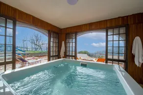 Elegante & Panorama Villa mit Meerblick Solarium - Image 2