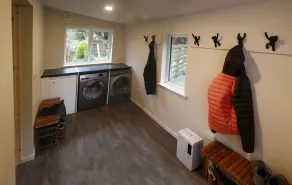 Raven Cottage in beautiful Glen Eynort near Carbost. 3 bedrooms, 6 people. - Image 2