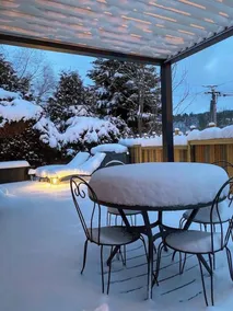 Nouveau chalet romantique à la montagne avec jacuzzi et sauna privatif - Image 3