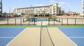 Landing Furnished Apartments - Garland - Image 3