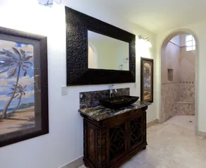 Votre maison luxueuse loin de la maison attend - Image 2