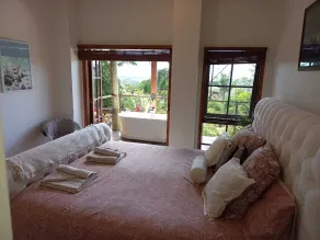 The Junglehouse Noosa - Image 3