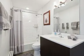 Mint 2 BR/2BA Condo above Town of Vail Bus Stop - Image 3