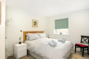 Cosy 3 Bedroom Home Next to Bicester Village - Image 5