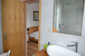 Two bedroom apartment near beach Stara Novalja, Pag (A-9396-c) - Image 2