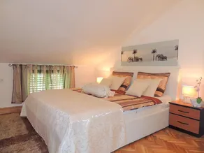 Appartamento di una stanza con piscina Malinska, Veglia - Krk (A-20370-a) - Image 3