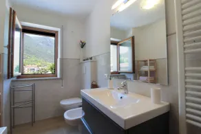 Apartment With Garden, Del Corlo Lake, Belluno - Image 2