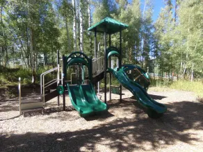 Cozy Forest Retreat | Sleeps 5 | Close to Resorts & Towns Tons of Amenities - Image 2