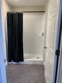 Private 2BR Renovated Guest Suite in Historic Home with Kitchen - Image 3