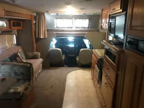 Raleigh RV ~ Small House Experience! - Image 4