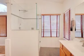 The Whole Package with Heated Diving Pool !! - Image 4