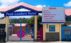 Peak Leaders Hotel - Image 5